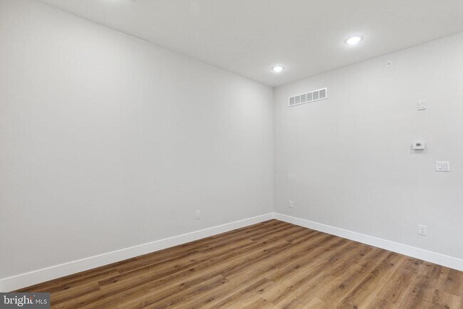 Photo - 1840 N Gratz St