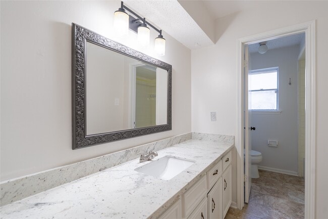 Photo - 12910 Shady Knoll Ln