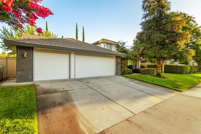 Photo - Gold River Home, Immaculately Kept with Beautifully Landscaped Backyard