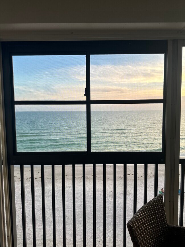 Photo - 15462 Gulf Blvd Unidad 406