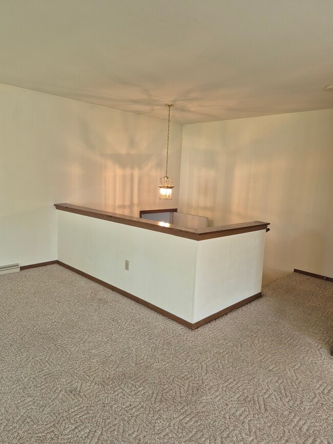 Photo - 515 W 13th St