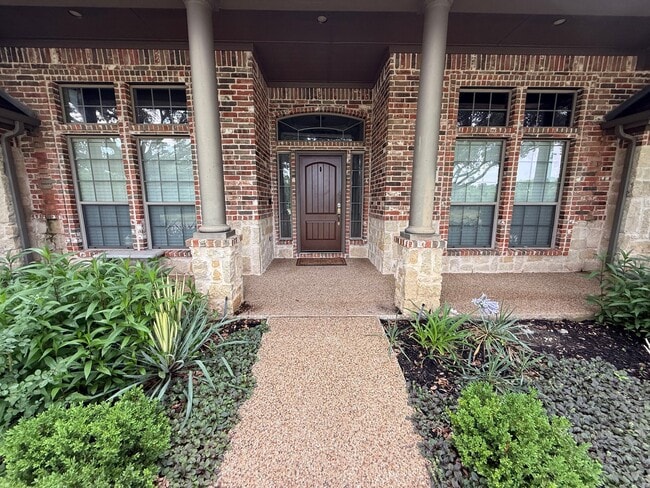 Photo - 518 Creekside Dr