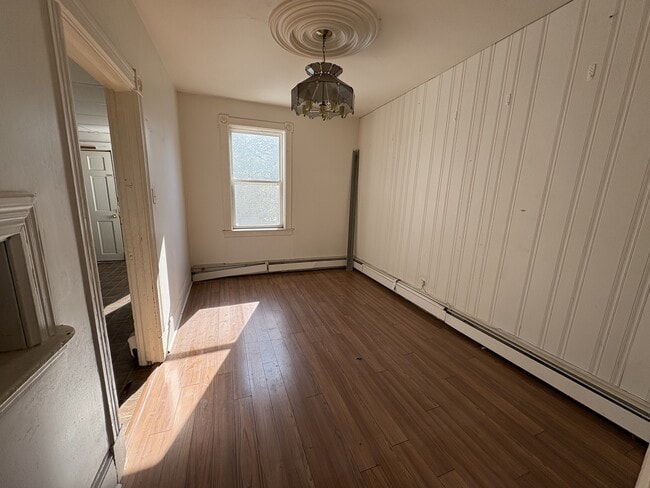 Photo - 184 Duke St W Unit 184