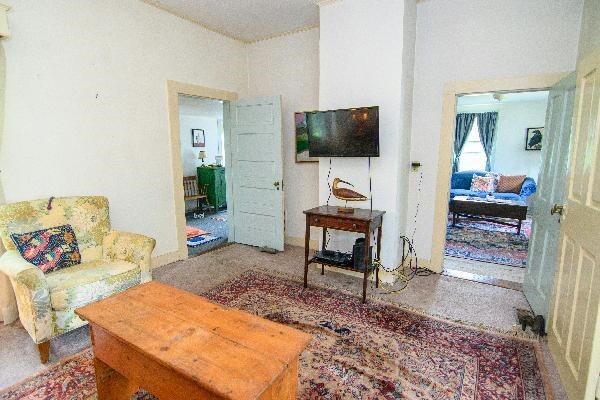 Photo - 23613 Front St