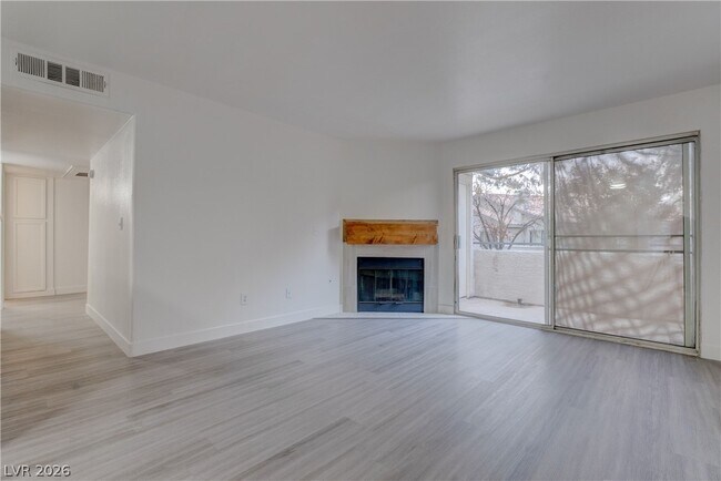 Photo - 3060 Tarpon Unit 204