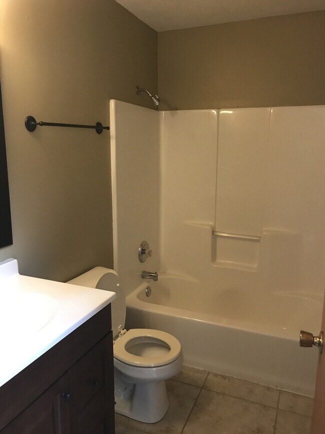 Photo - 3734 Harwood Ln