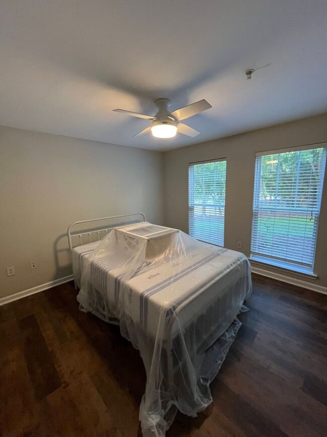 Photo - 14-1416 Romak Unidad 14-1416 - C