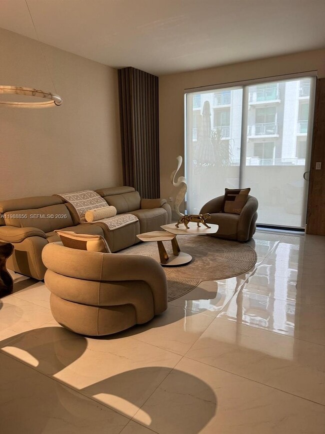 Photo - 301 Altara Ave Unidad 403