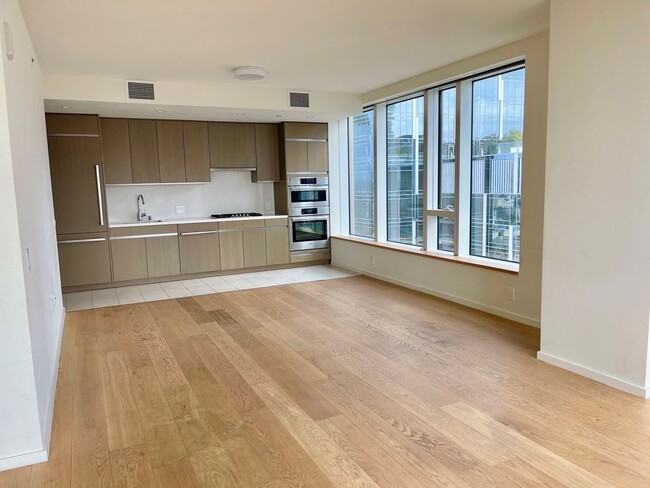 Photo - Amazing Views - 1 Bedroom 1 1/2 Luxury Con...