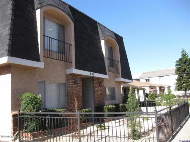 Building Photo - 205 N Buena Vista St Unit A Rental