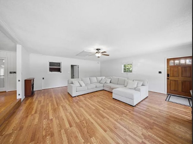 Photo - 311 Lockner Rd