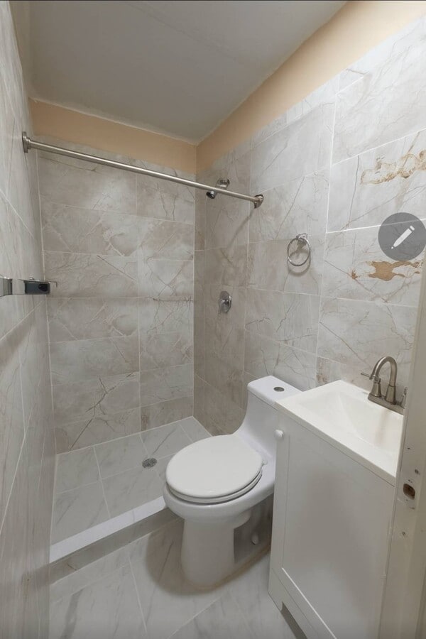 Photo - 8181 8181 Northwest South River Dr