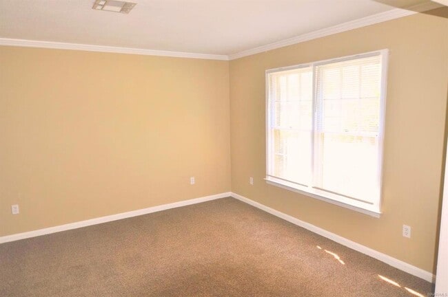 Photo - 2737 S Wallace Dr