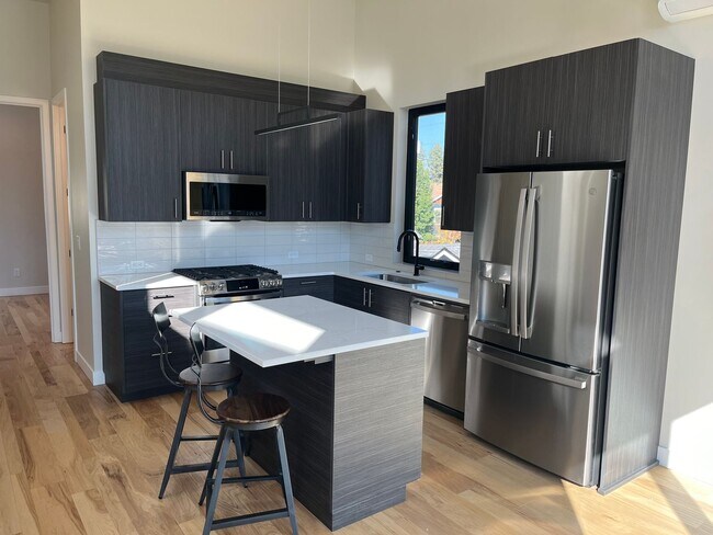 Photo - Modern 2 Bed, 2 Bath Just West of Century