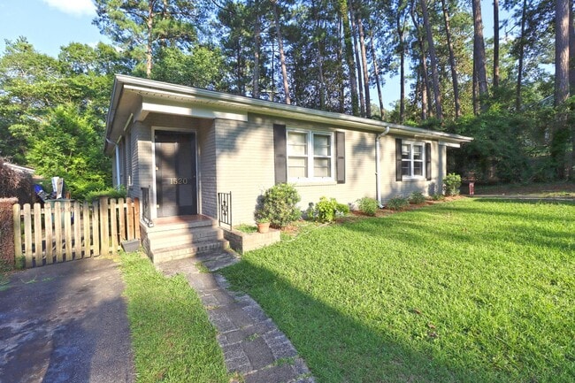 Photo - Your Next College Pad – 2BR/1BA, Pets Welcome, Washer/Dryer