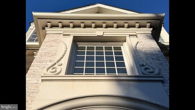 Photo - 1289 Ballantrae Farm Dr