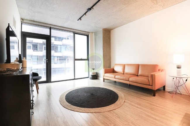 Photo - 1303 S Wabash Ave