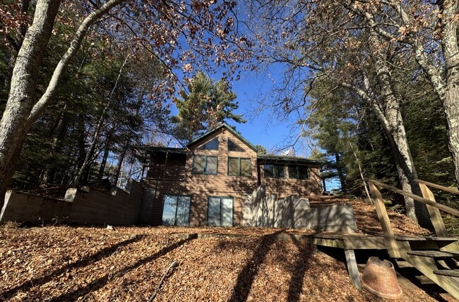 Building Photo - N. N Townline Rd