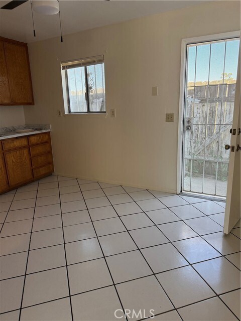 Photo - 16230 Sequoia St