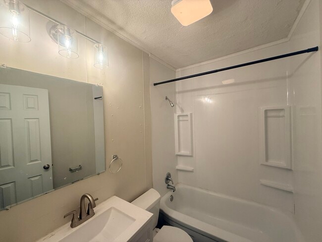 Photo - 2601 40th St