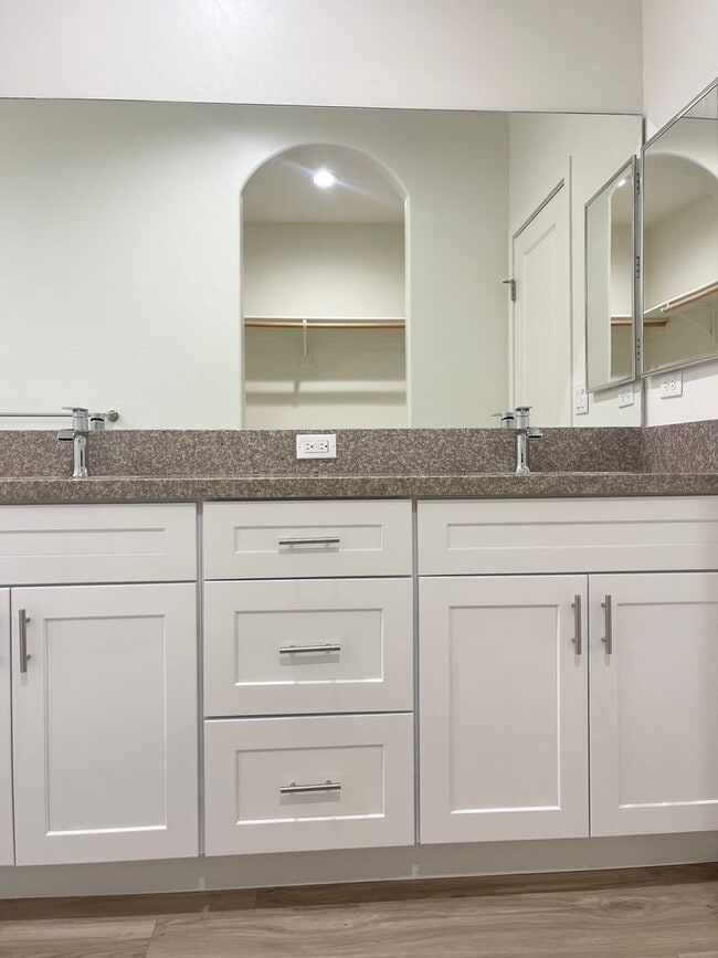 Photo - 4304 Sun Orchard Dr