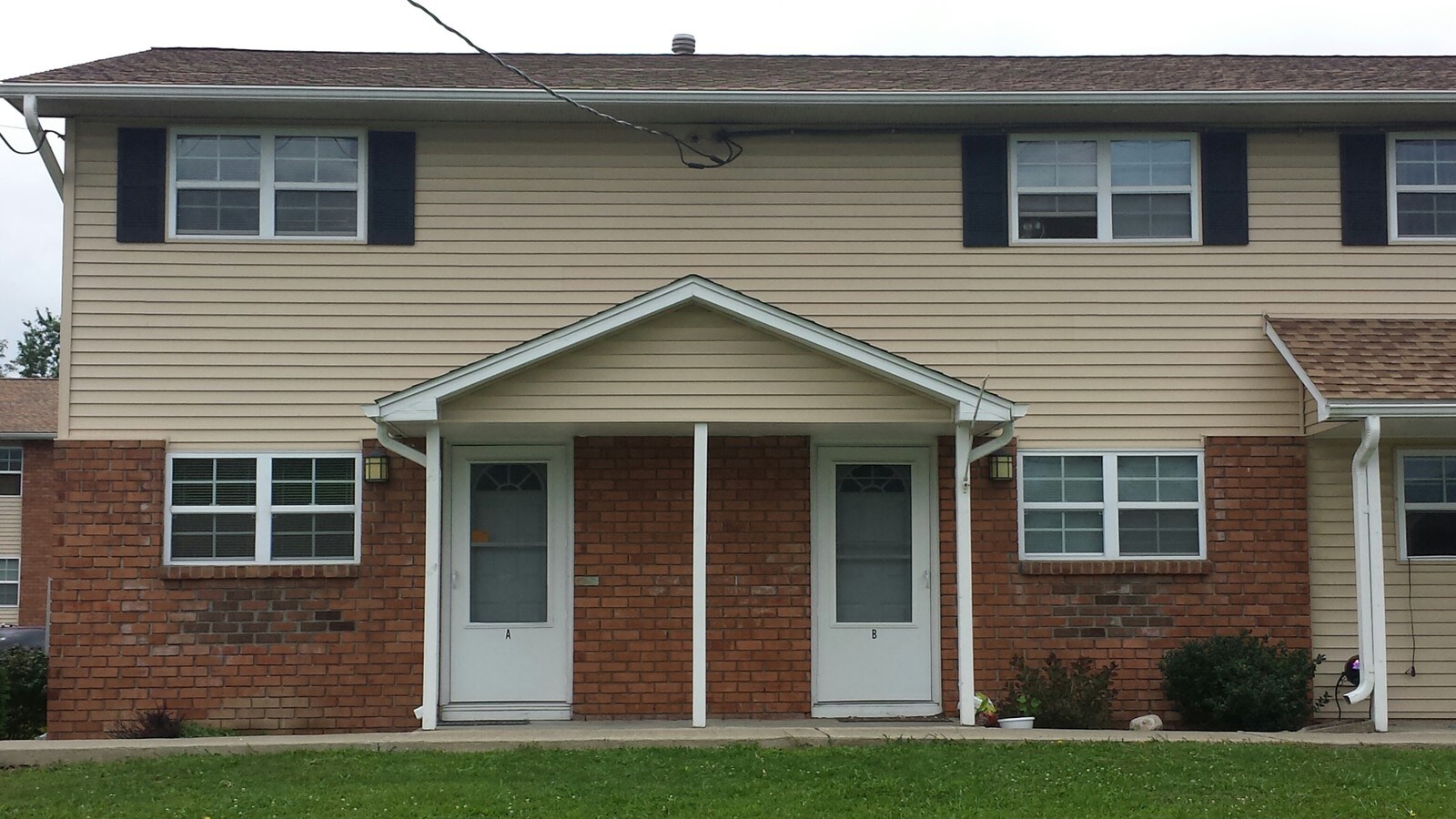 Photo - Maplewood Manor