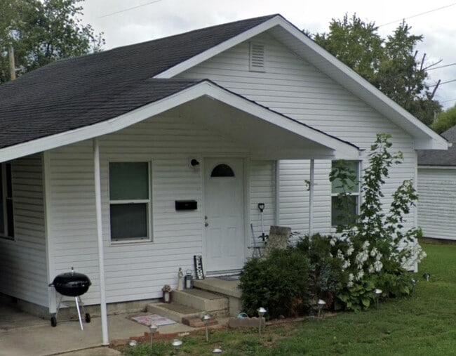 Building Photo - 901 W Fackney St Rental