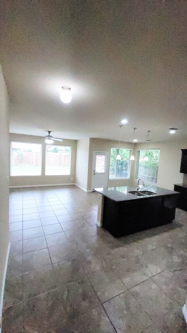 Photo - 1716 Jacona Trl