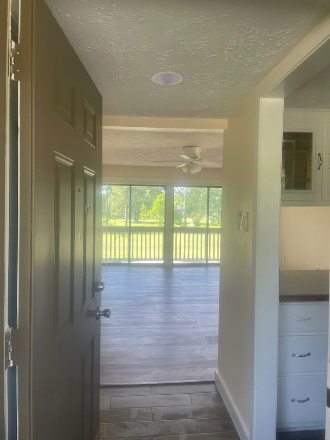 Entry to living room, kitchen on right - 1500 S Diamondhead Blvd Unit 238