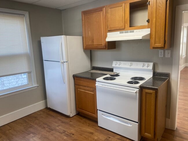 Photo - 16 Boardman St Unit 1