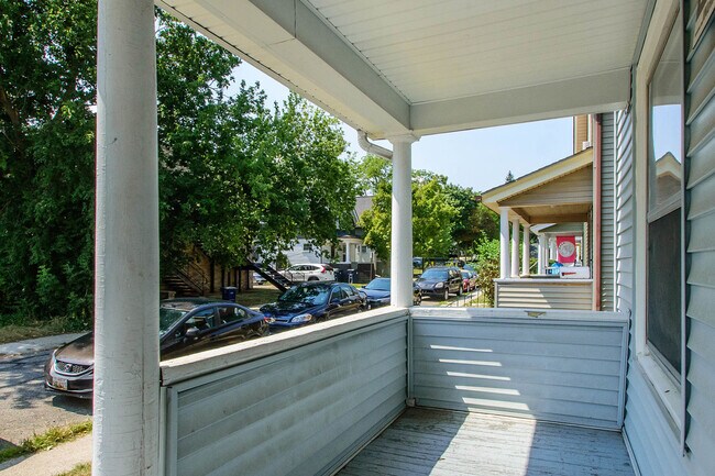 Photo - 119 Adams St