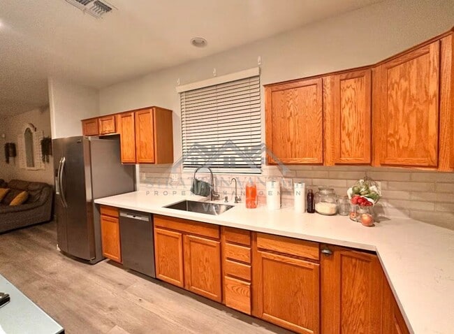 Photo - 1036 S 177th Dr