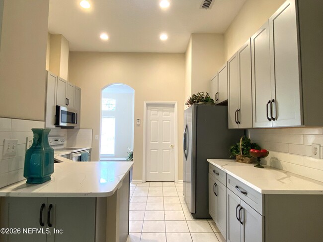 Photo - 10519 Creston Glen Cir E