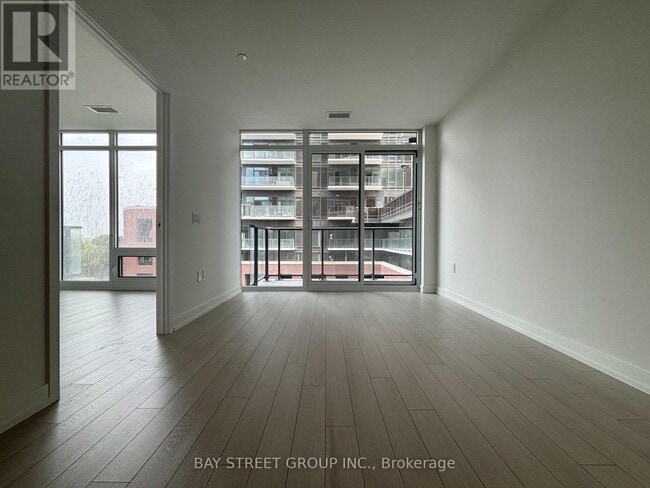 Photo - 4010 Eglinton Ave W Unit 605
