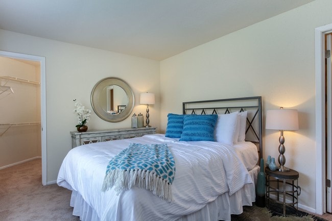 Photo - Mission University Pines