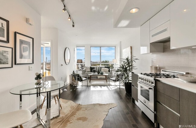Building Photo - 8 Buchanan St Unit 409 Rental