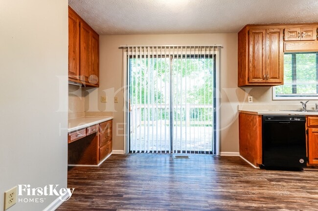 3155 Lake Ranch Dr