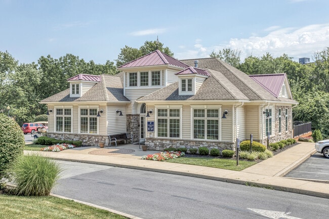 Building Photo - The Landings