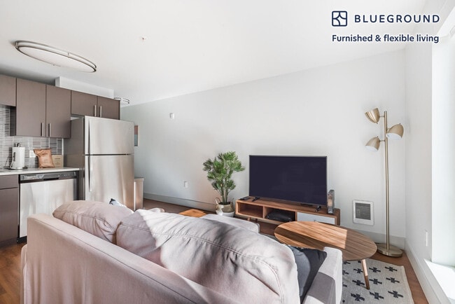 Photo - 10595 Main St Unidad FL4-ID716