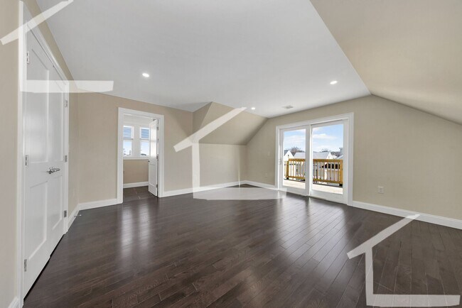 Photo - 53 Wright Ave