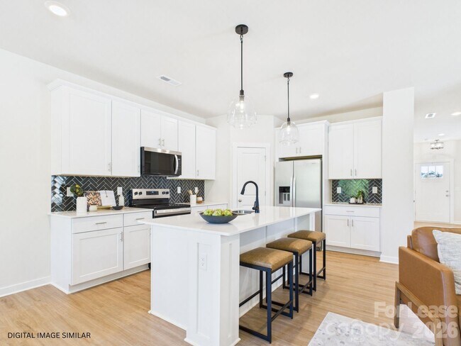 Photo - 311 E King St