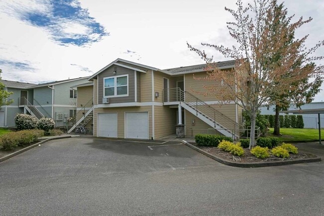 Building Photo - Fantastic Main Level Condo w/Garage, Patio...