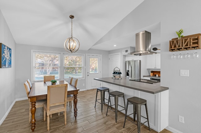 Photo - 13506 Castleton Dr