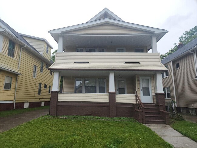 Photo - 1306 E 134th St