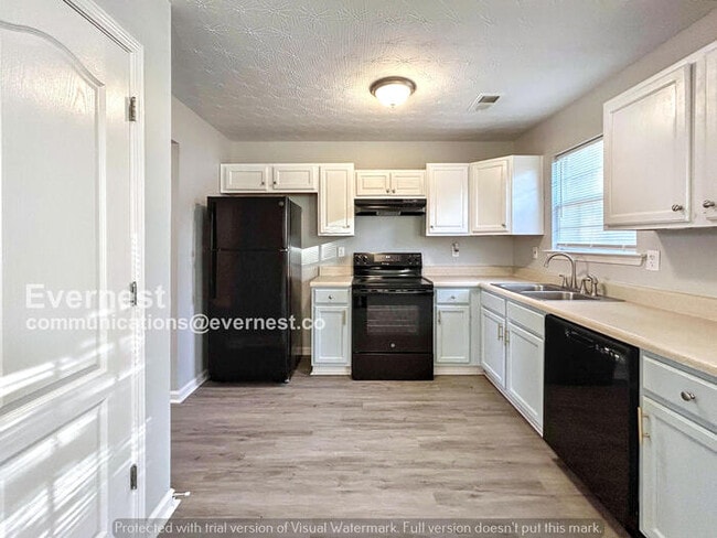 Photo - 6888 Smoke Ridge Dr