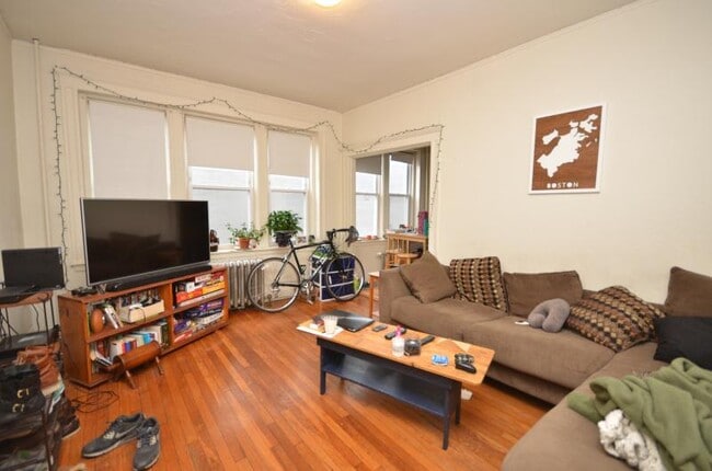 Photo - 1161 Boylston St Unidad 6 Rental