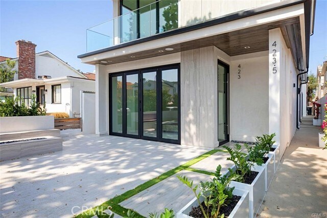 423 Orchid Ave Unit 1/2