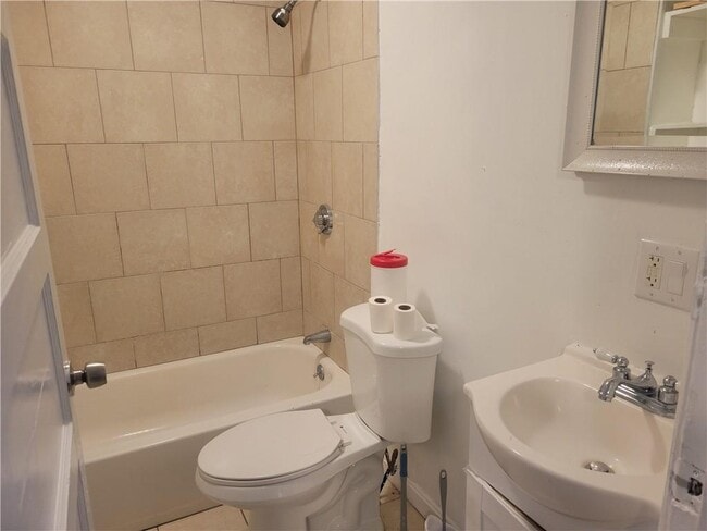 123 Putnam St Unit 2