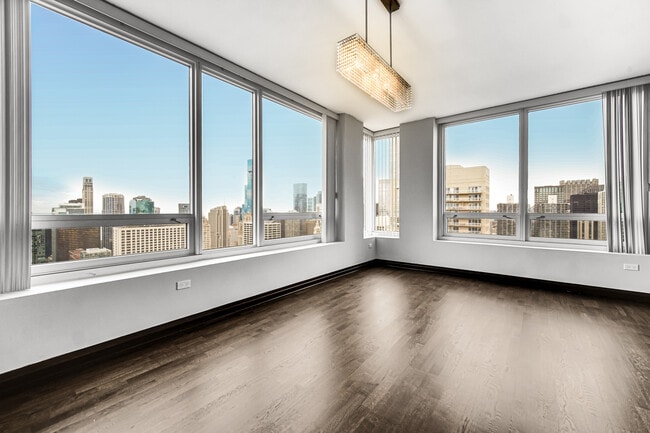 Photo - 33 W Ontario St Unit 53AB