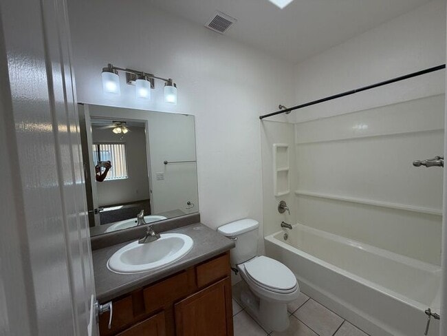 Photo - 1741 E Hedrick Dr